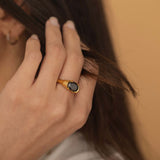 Wateproof Gold Onyx Signet Ring for Women