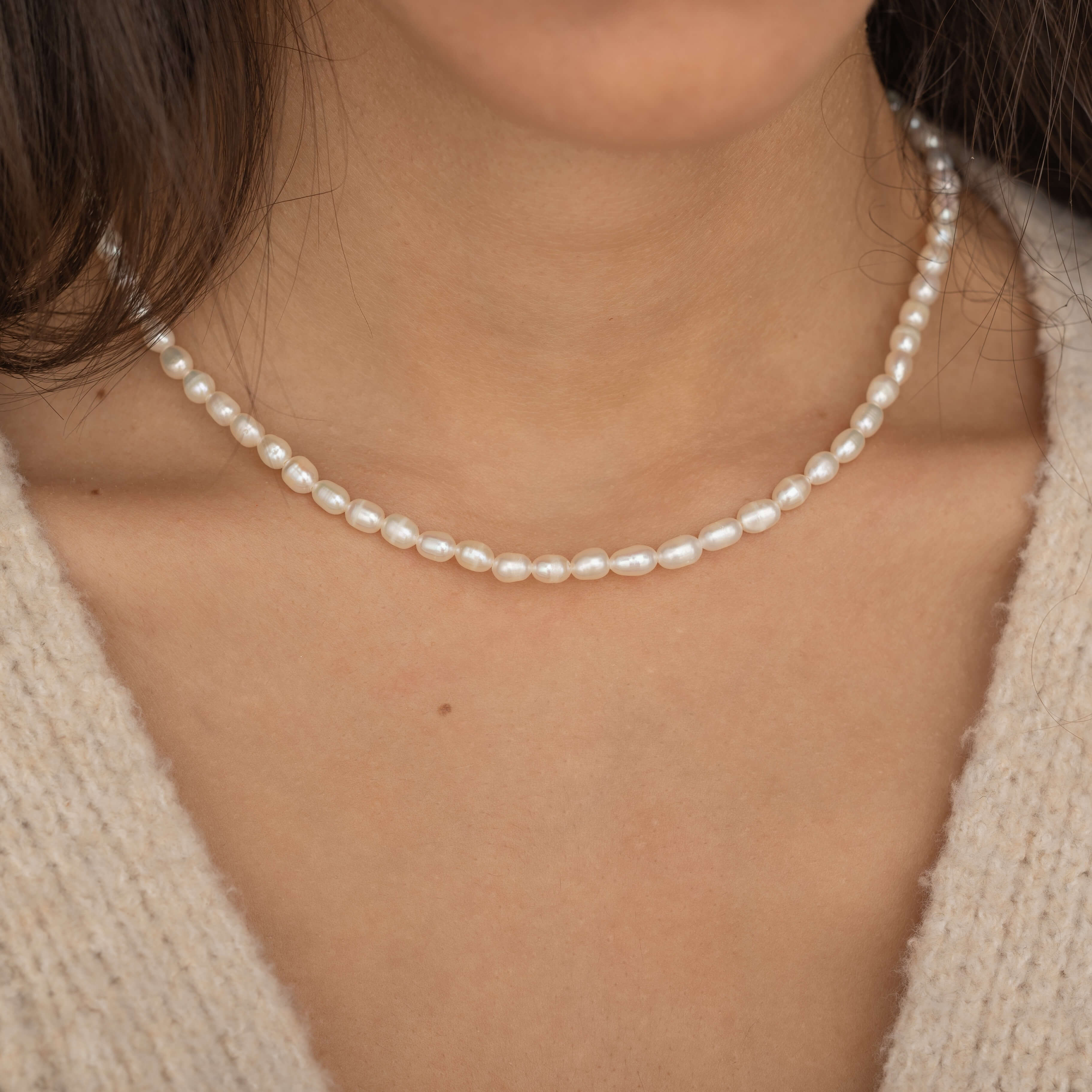 Gold Freshwater Rice Pearl Necklace for Everyday