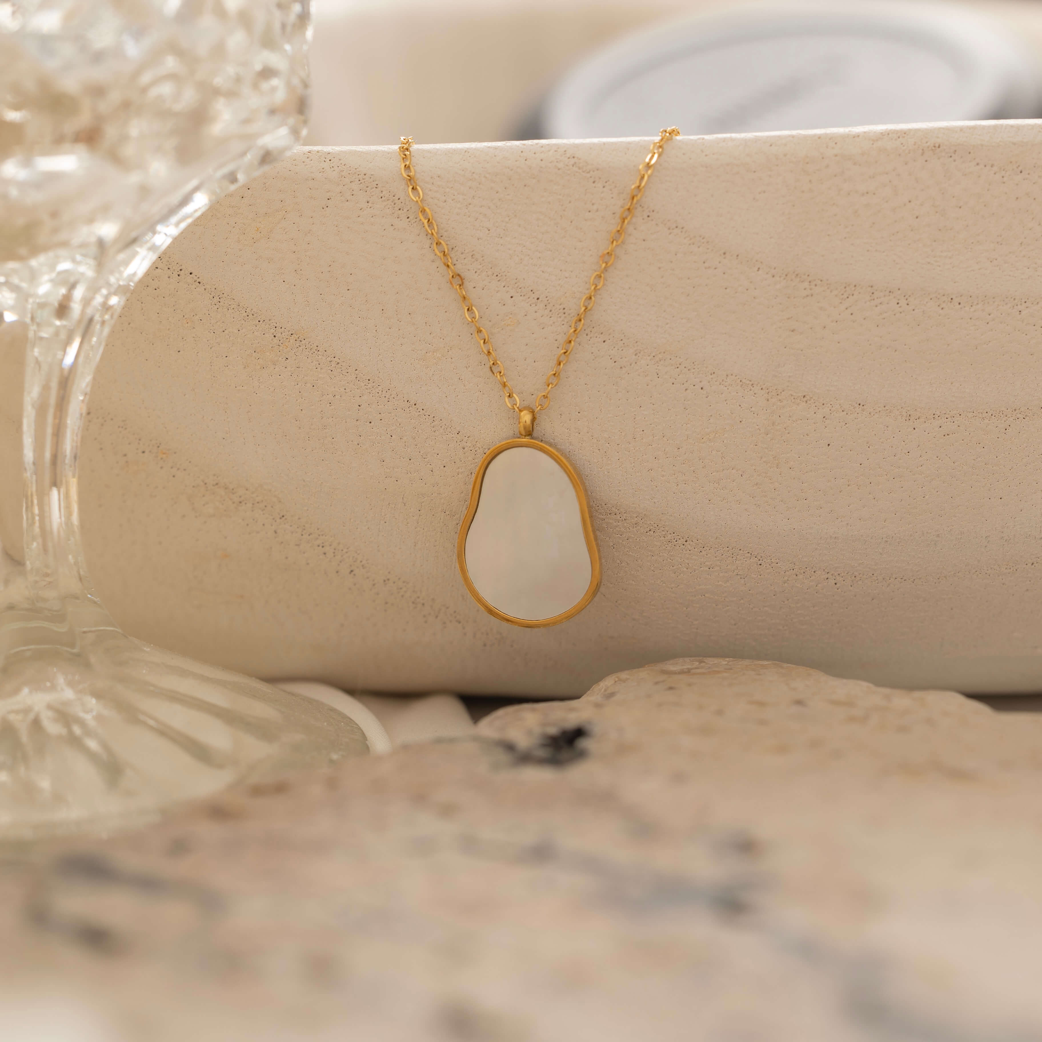 Dainty Chain with Mother of Pearl Irregular Pendant Necklace in Gold