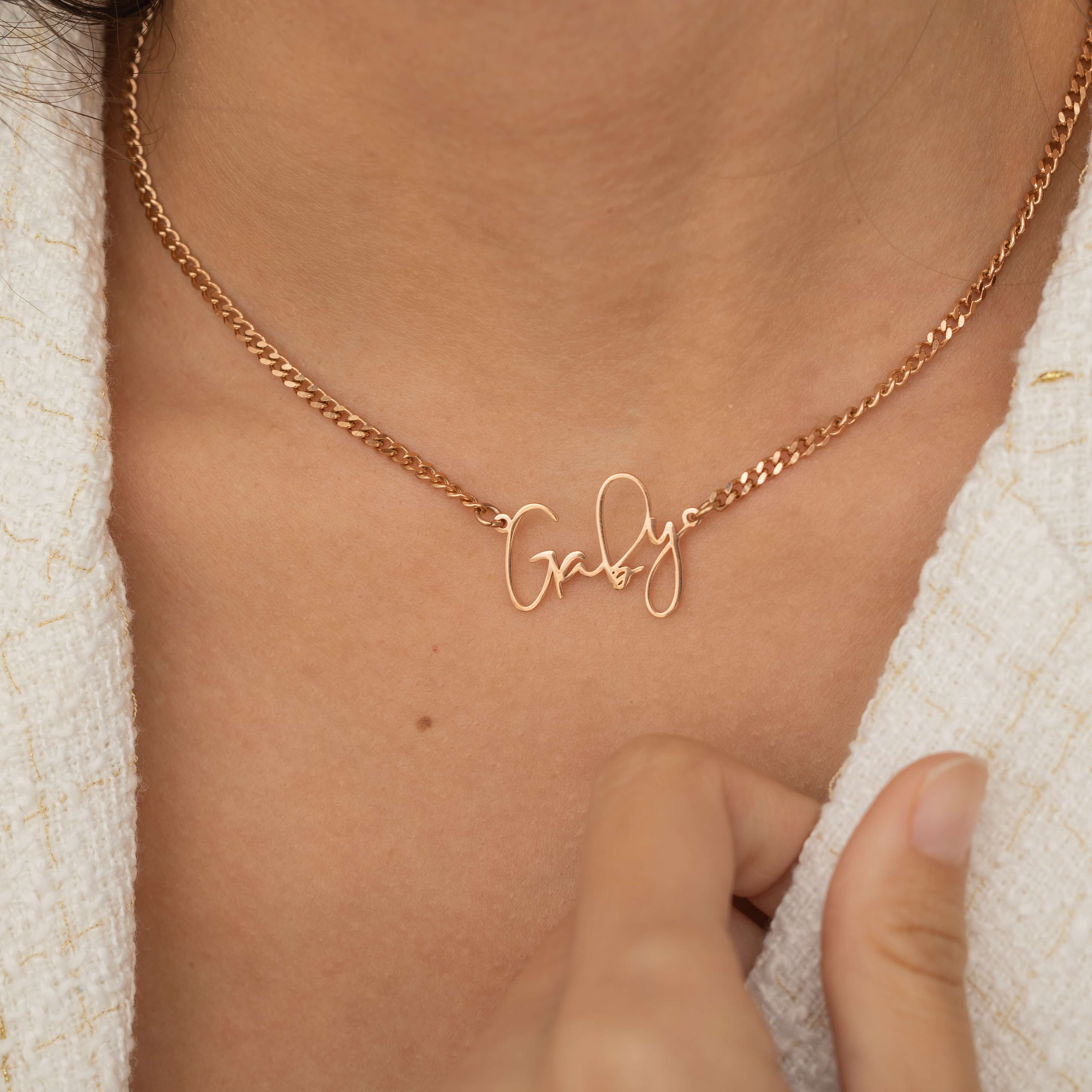 Rose Gold Personalized Name Necklace with Curb Chain Style