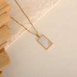 gold necklace with pearl pendant